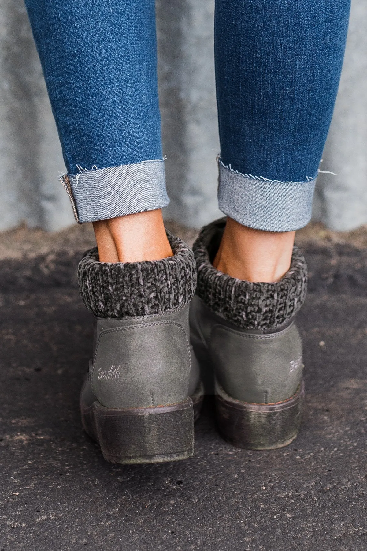 Blowfish Comet Booties- Grey