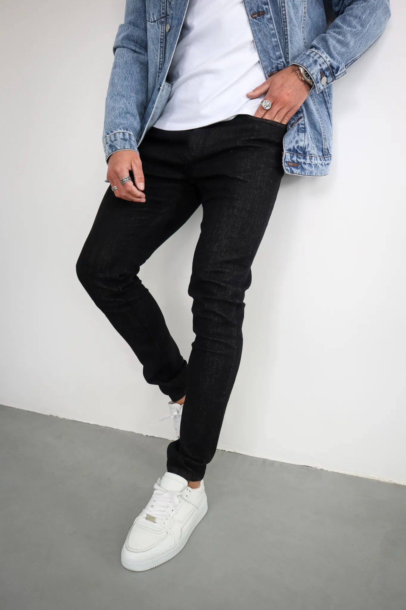 Capo Slim Fit Denim Jeans - Black