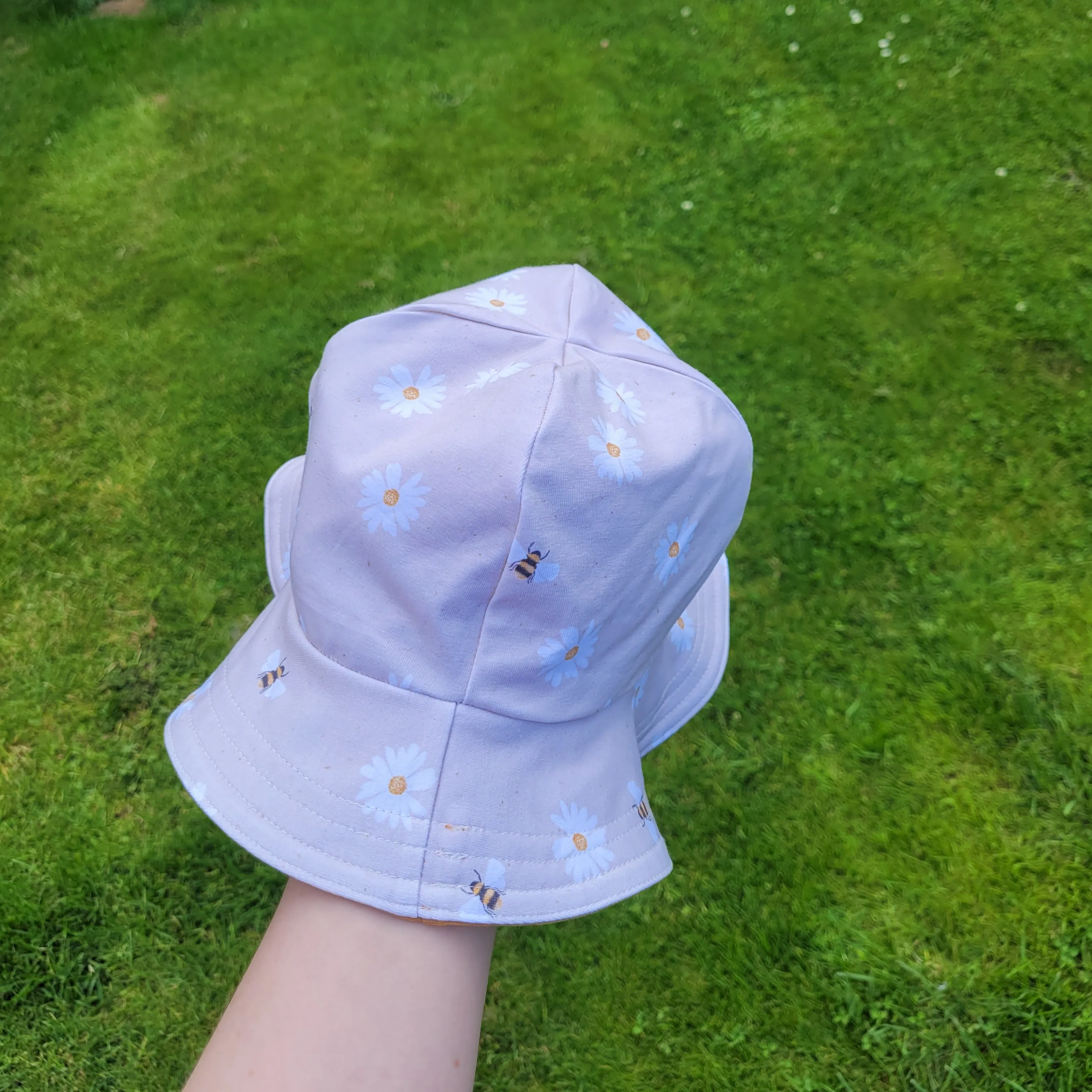 Daisy Sun hat