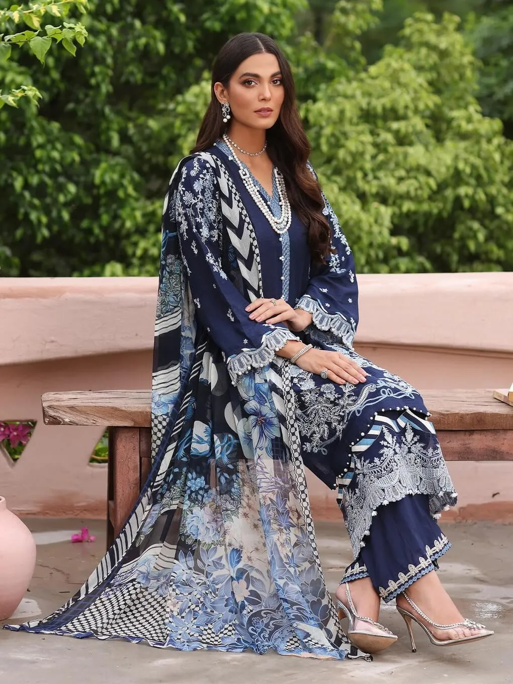 Luxe by Elaf Premium Dobby Lawn Unstitched 3Pc Suit ELJ-04B AMUSE ME