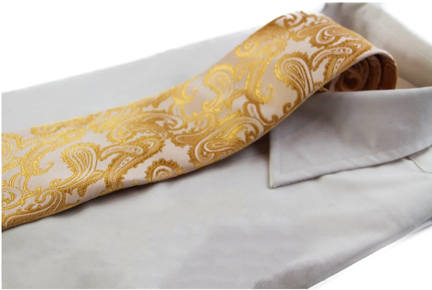 Mens Latte & Gold Paisley Patterned Neck Tie