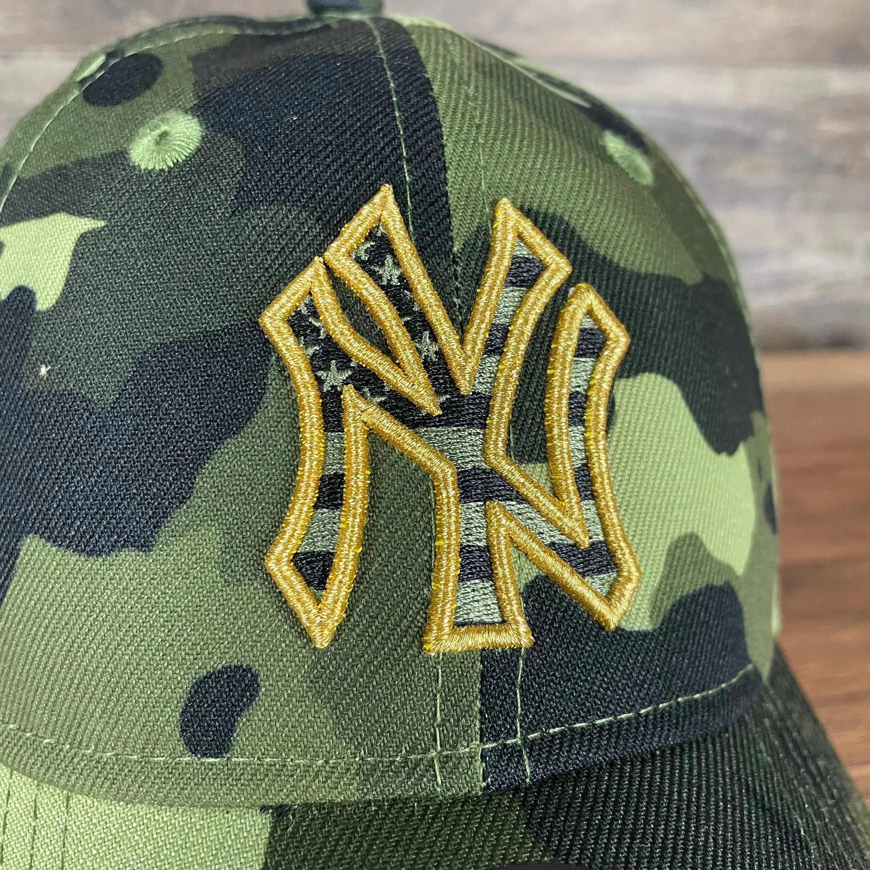 New York Yankees 2022 Armed Forces Day / Memorial Day Side Patch 9Twenty Dad Hat | Camo