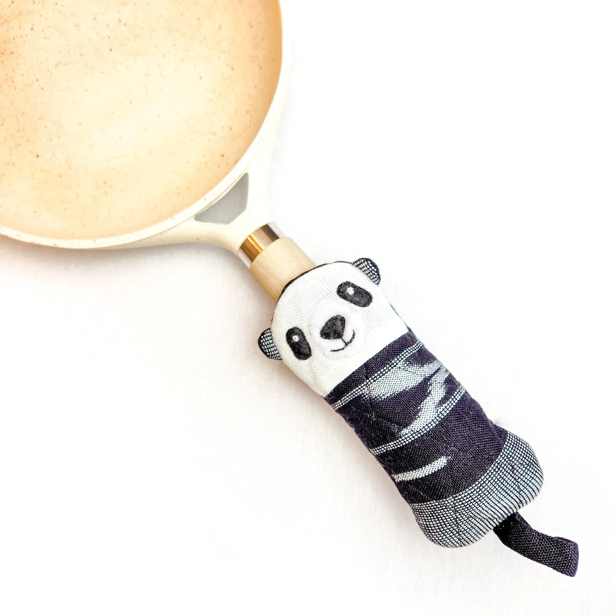 Panda Skillet Handle Holder