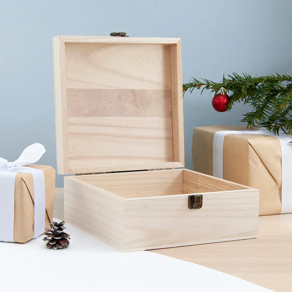 Personalised Gradient Family Christmas Eve Box