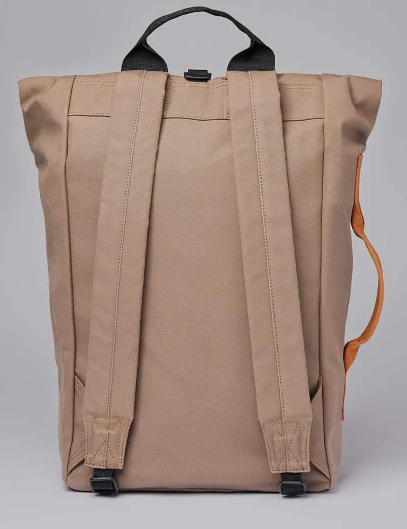 Sandqvist Dante Vegan Rolltop Backpack Fossil Orange