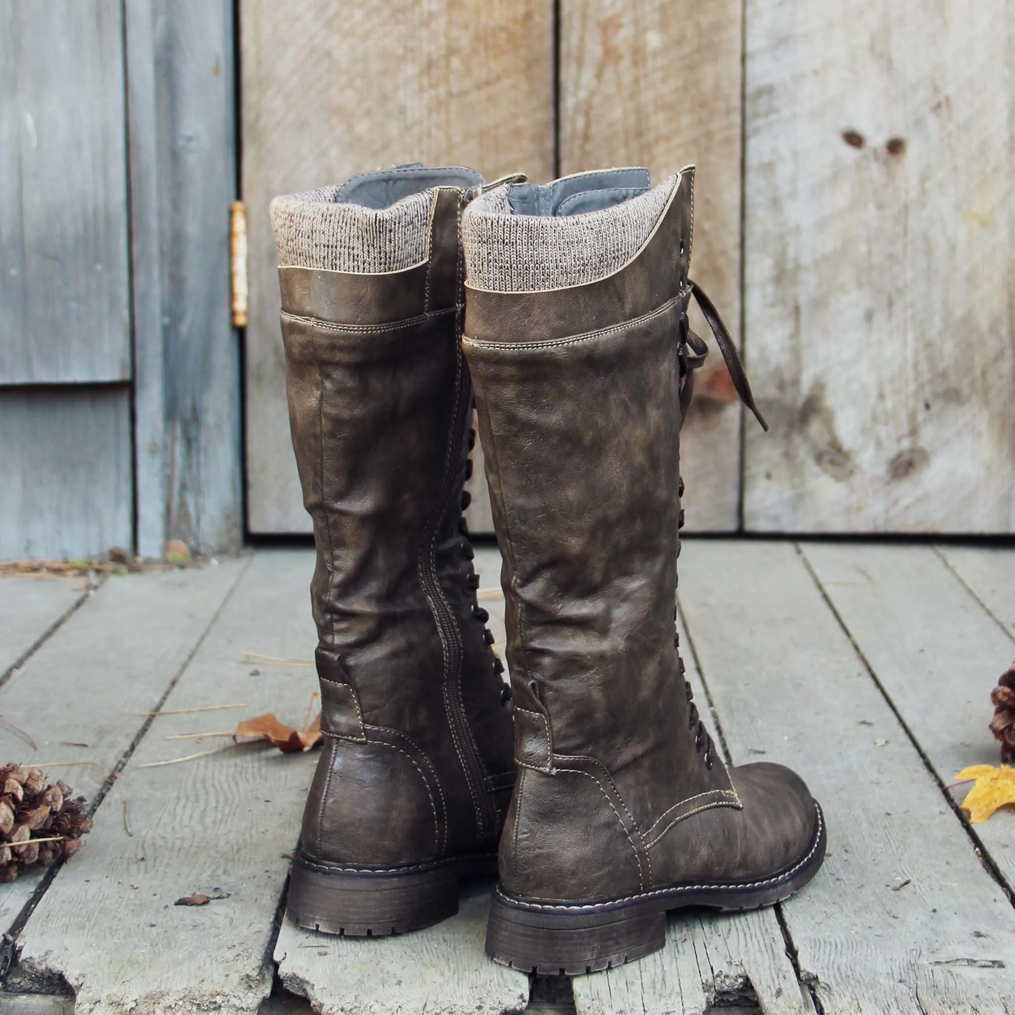 The Chehalis Boots in Ash