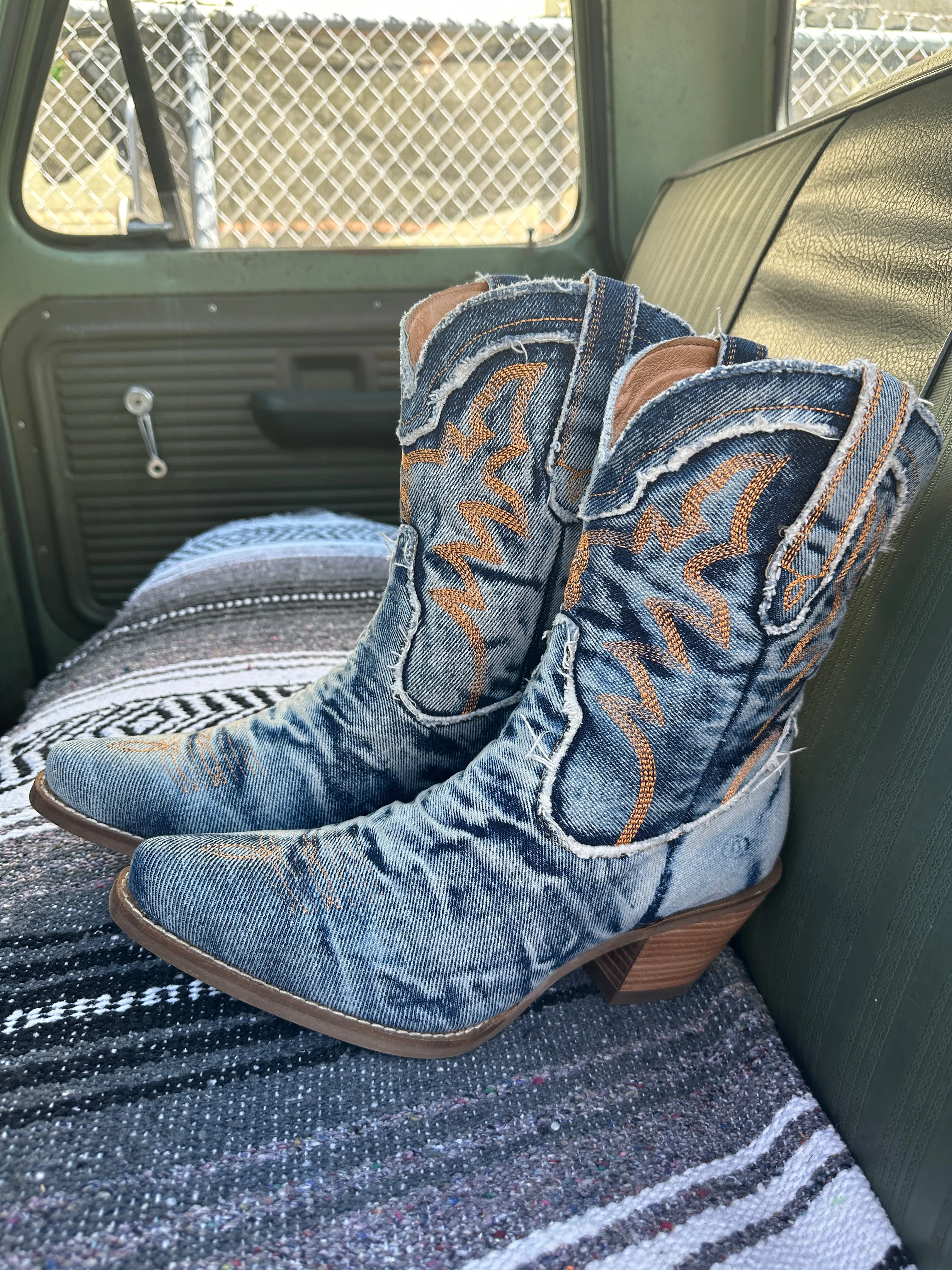 Y'all Need Dolly Distressed Denim Embroidered Boots (DS)